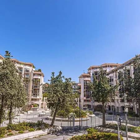 Magnifique - Jacuzzi - Port De アパート *