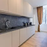 Appartement Magnifique - Jacuzzi - Port De *